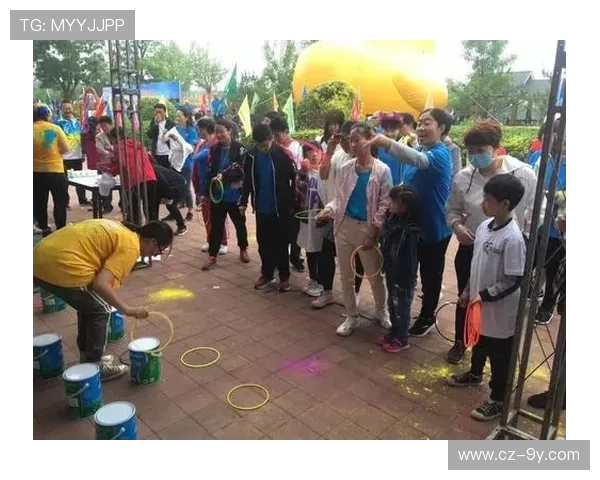 嘉宝莉足球赛场燃情时刻团队协作闪耀绿茵激情进球引爆全场